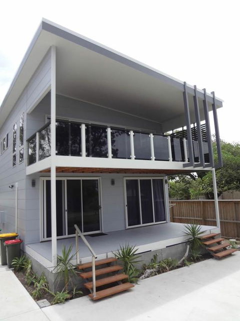 Surfmist - Tourism Townsville 3