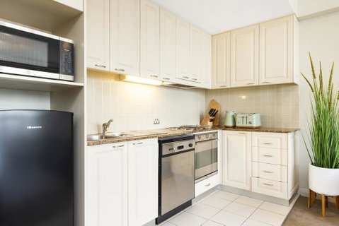 Sydney CBD 1 Bedroom Self-Contained Apartment With Spectacular Sydney Harbour View (1312 BRG) - Tourism Townsville 2
