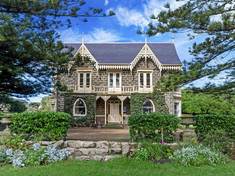 Talara Manor - Tourism Townsville 0