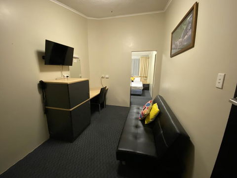 Taree Motor Inn - Tourism Townsville 2
