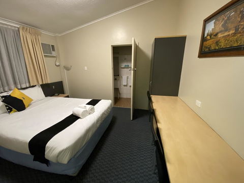 Taree Motor Inn - Tourism Townsville 3