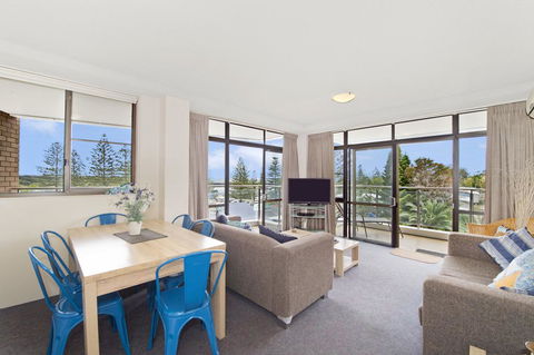 Tasman Towers 9, 3 Munster Street - Tourism Townsville 2
