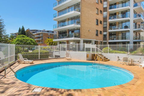 Tasman Towers 9, 3 Munster Street - Tourism Townsville 1
