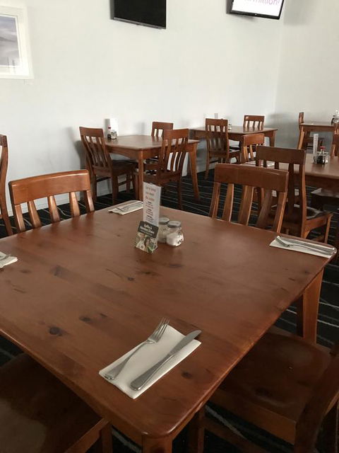 Tea Gardens Motel - Tourism Townsville 2