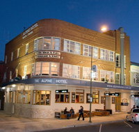 The Alpine Hotel - Tourism Townsville