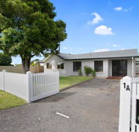 THE ASHMAN HOUSE - modern and close to town - Tourism Townsville