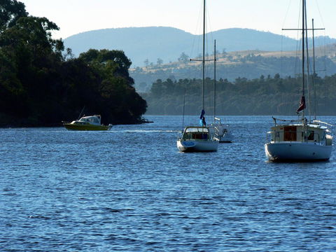 Derwent Retreat - Tourism Townsville 23