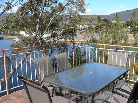 Derwent Retreat - Tourism Townsville 17