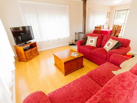 Catherine Lodge Farm Gate Cottages - Tourism Townsville 5