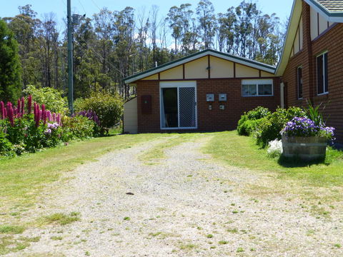 Quamby Pines Chalet - Tourism Townsville 28