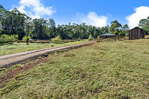 Naivasha Cottage - Tourism Townsville 15