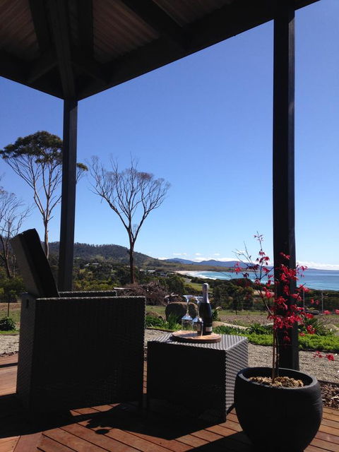 Miyabi Beach Retreat - Tourism Townsville 0
