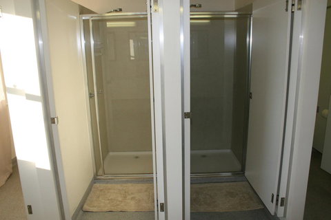 Arthouse Hostel - Tourism Townsville 37