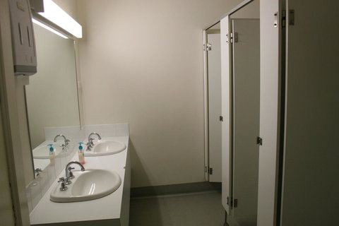 Arthouse Hostel - Tourism Townsville 11