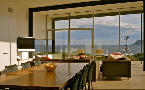 Cloudy Bay Beach House - Tourism Townsville 1