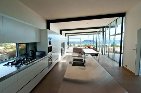 Cloudy Bay Beach House - Tourism Townsville 31