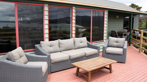 DOLPHIN LOOKOUT COTTAGE - Amazing Views Of The Bay Of Fires - Tourism Townsville 7