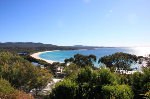 DOLPHIN LOOKOUT COTTAGE - Amazing Views Of The Bay Of Fires - Tourism Townsville 9