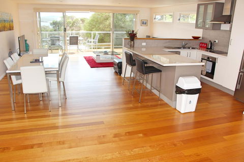 Seaview Apartment - Tourism Townsville 4
