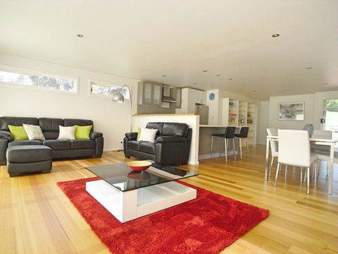 Seaview Apartment - Tourism Townsville 0