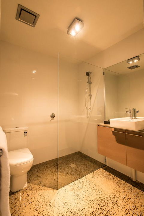 The Waverley International Hotel - Tourism Townsville 38