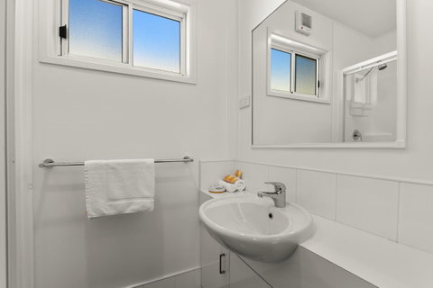 Bright Riverside Holiday Park - Tourism Townsville 8