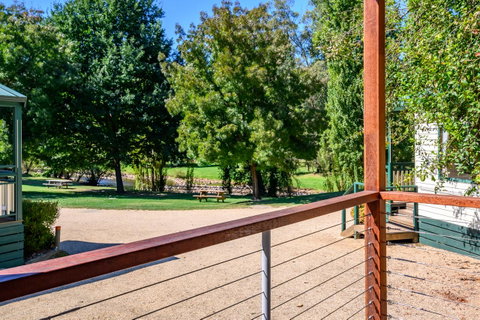 Bright Riverside Holiday Park - Tourism Townsville 38