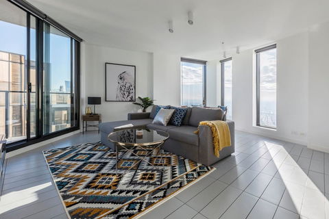 2Bedroom Apartment With Views In Docklands Next To CBD & Marvel Stadium - Tourism Townsville 10