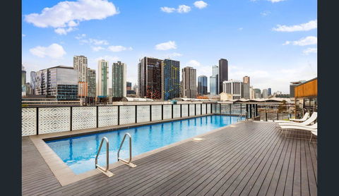2Bedroom Apartment With Views In Docklands Next To CBD & Marvel Stadium - Tourism Townsville 16