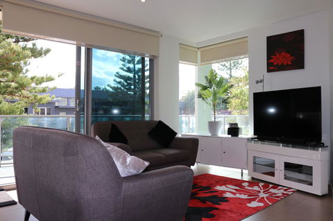 130 At The Waves - Tourism Townsville 4