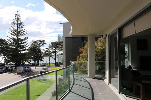 130 At The Waves - Tourism Townsville 21