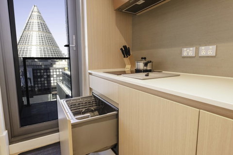 Brady Hotels Central Melbourne - Tourism Townsville 9
