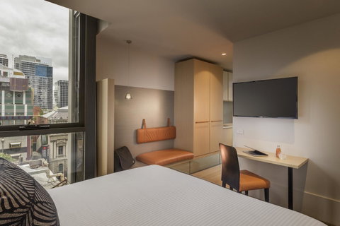 Brady Hotels Central Melbourne - Tourism Townsville 5