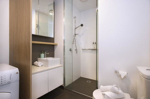Mono Apartments On La Trobe Street - Tourism Townsville 10