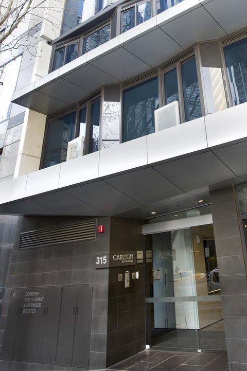 Mono Apartments On La Trobe Street - Tourism Townsville 13