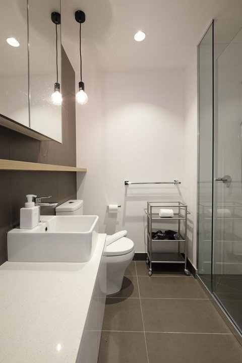 Mono Apartments On La Trobe Street - Tourism Townsville 22