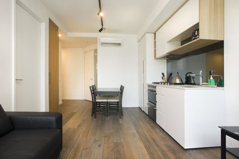 Mono Apartments On La Trobe Street - Tourism Townsville 7