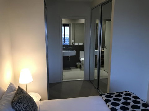 Winston Apartments - Tourism Townsville 9