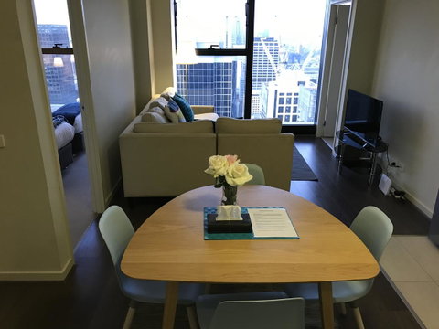 Winston Apartments - Tourism Townsville 10
