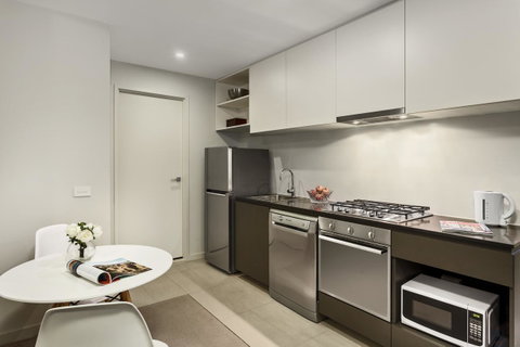 Winston Apartments - Tourism Townsville 32