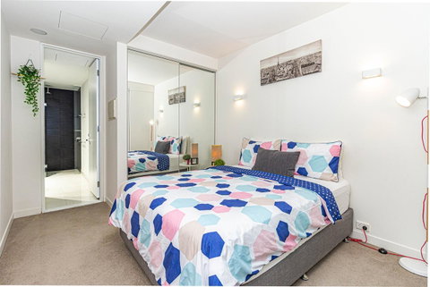 Stay Like Home - Tourism Townsville 2