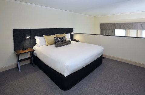 Grand Hotel Melbourne - Tourism Townsville 18