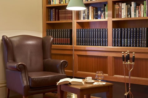 Grand Hotel Melbourne - Tourism Townsville 9