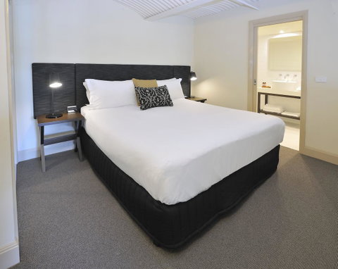 Grand Hotel Melbourne - Tourism Townsville 2