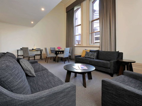 Grand Hotel Melbourne - Tourism Townsville 37