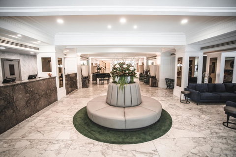 The Savoy Hotel On Little Collins Melbourne - Tourism Townsville 1
