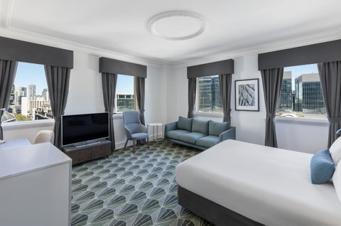 The Savoy Hotel On Little Collins Melbourne - Tourism Townsville 0