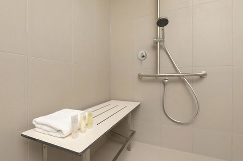 Ibis Melbourne Central - Tourism Townsville 34