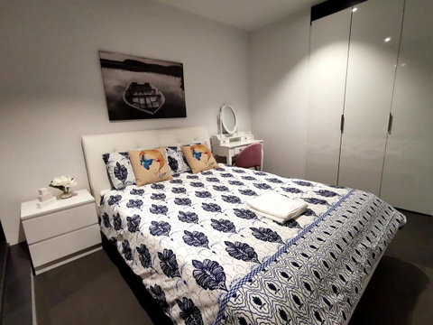 UrbanSuite Melbourne Cozy Apartment å°”æœ¬ åŸŽå¸‚ç²¾é€‰é…’åº—ä½å®¿ - Tourism Townsville 11