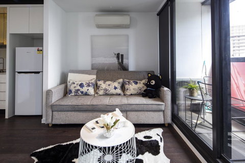 UrbanSuite Melbourne Cozy Apartment å°”æœ¬ åŸŽå¸‚ç²¾é€‰é…’åº—ä½å®¿ - Tourism Townsville 4